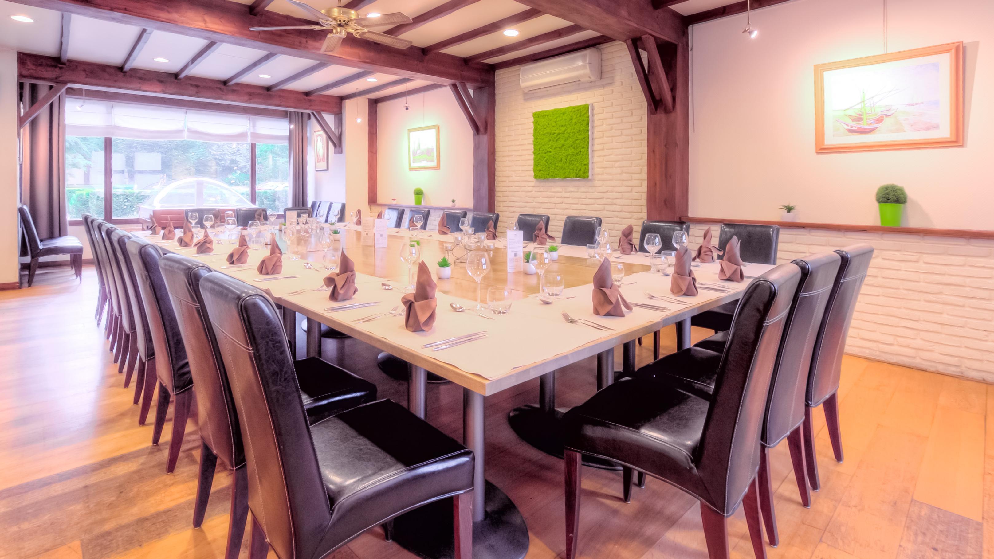 Logis Hotel Restaurant Des Acacias Lille Neuville En Ferrain Dış mekan fotoğraf
