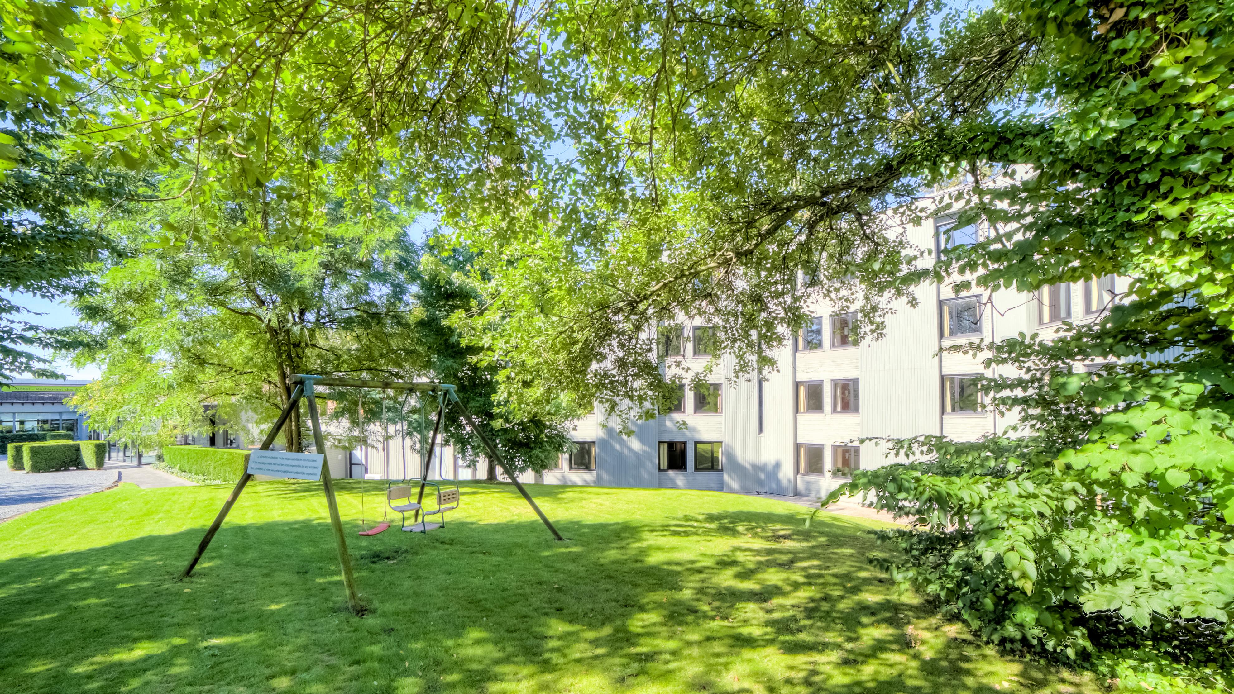 Logis Hotel Restaurant Des Acacias Lille Neuville En Ferrain Dış mekan fotoğraf