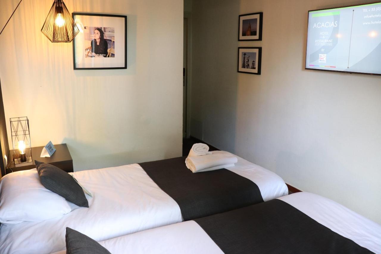 Logis Hotel Restaurant Des Acacias Lille Neuville En Ferrain Dış mekan fotoğraf