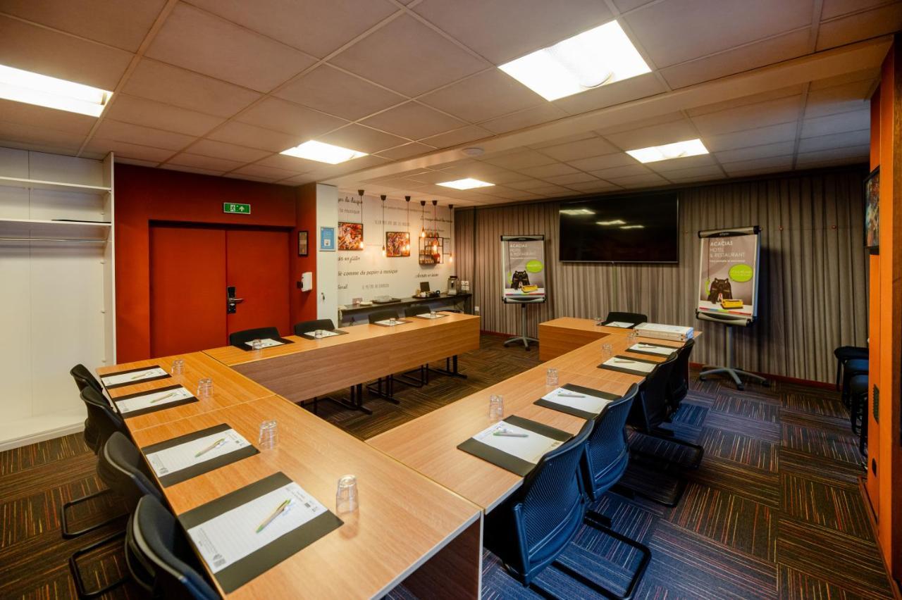 Logis Hotel Restaurant Des Acacias Lille Neuville En Ferrain Dış mekan fotoğraf